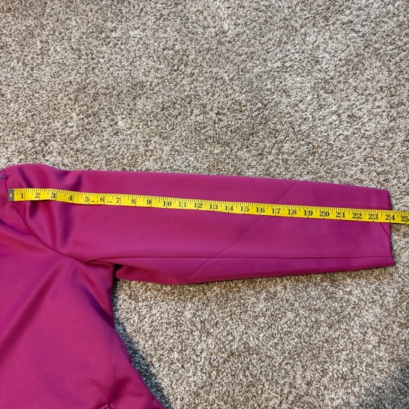 BNWT Ashley Stewart Fuchsia Pink with Gold Chain Pocket Blazer Size 12 - Picture 3 of 12